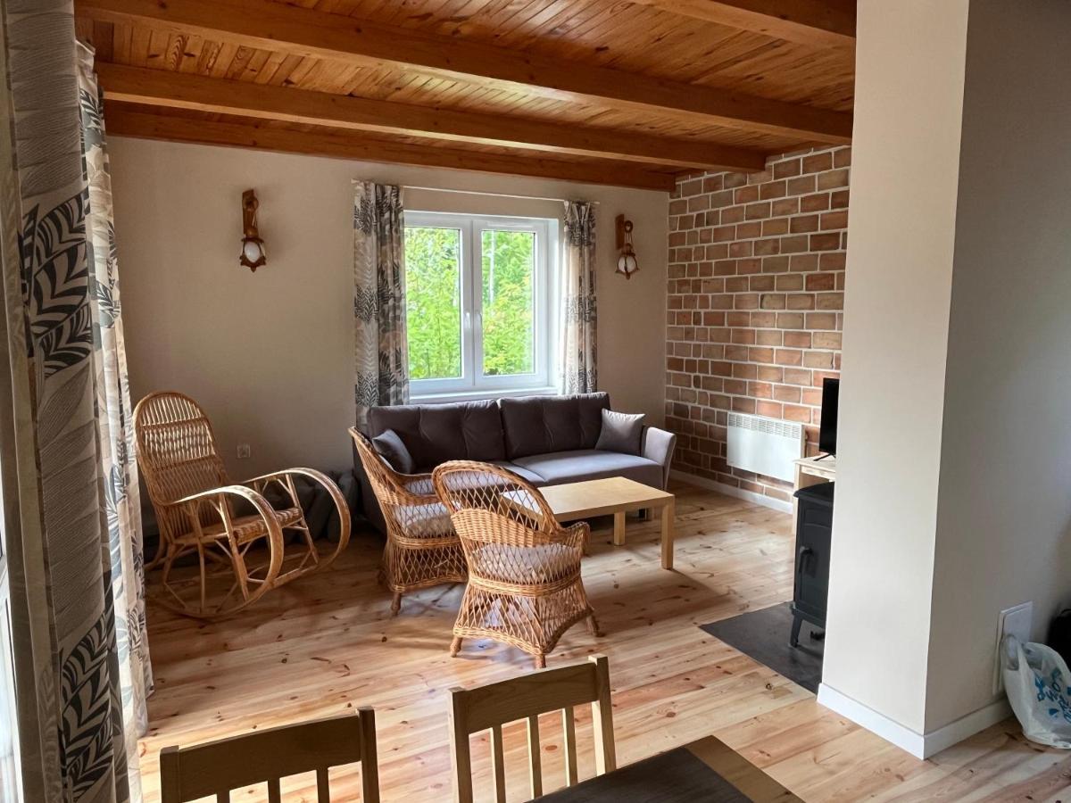 Dom Letniskowy Nad Jeziorem - Kaszuby Holiday home Podjazdy